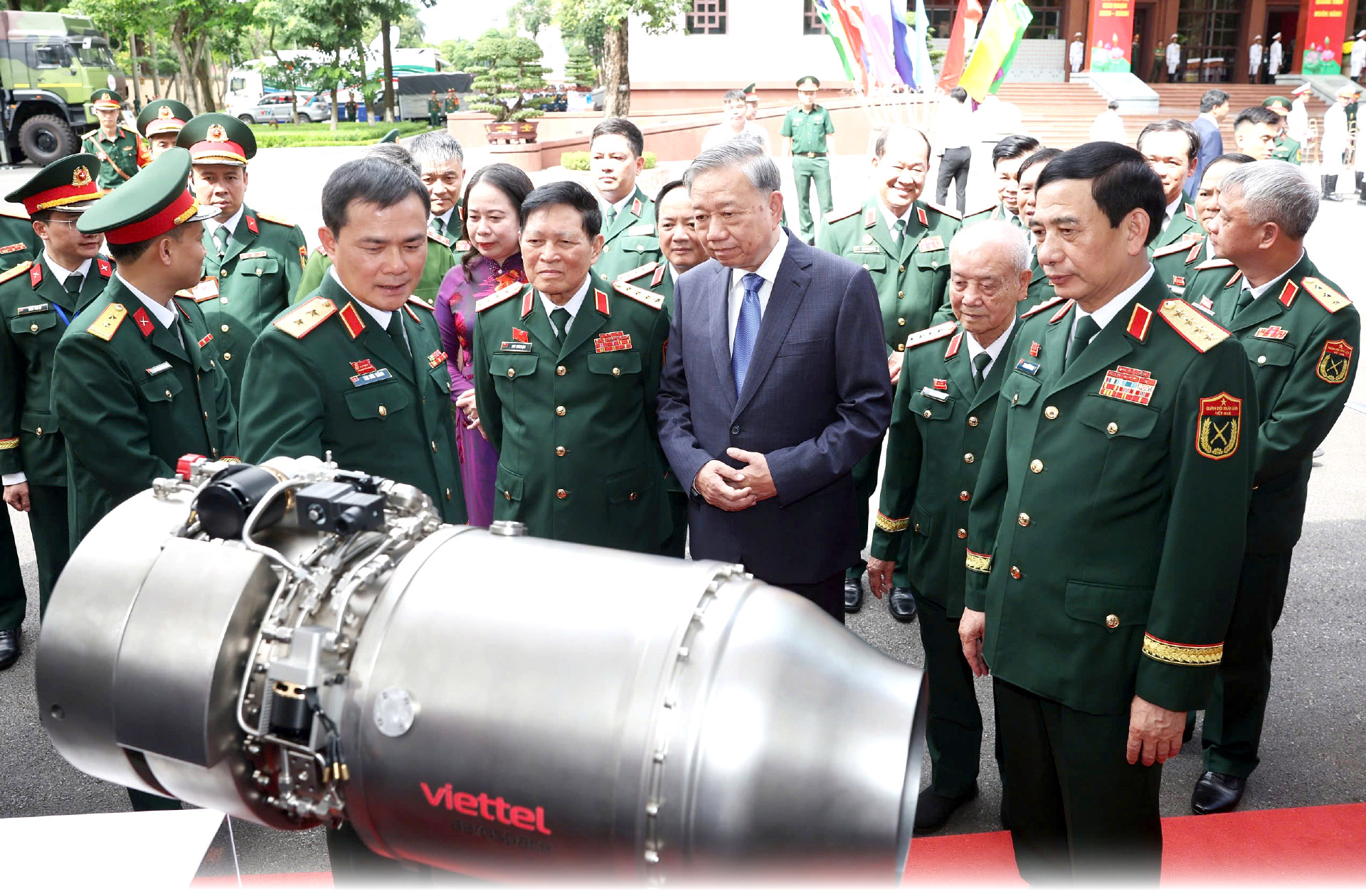 Trung tướng Tào Đức Thắng Đổi mới sáng tạo, công nghệ chiến lược và con đường tự chủ của doanh nghiệp Việt